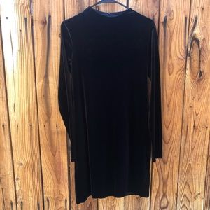 Black velvet dress